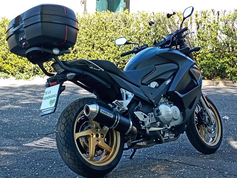 Honda Crossrunner ABS (2010 - 14) (2)
