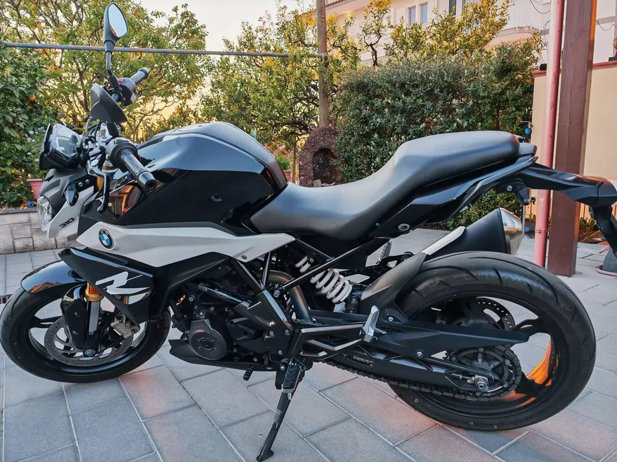 Bmw G 310 R (2021 - 25) (2)
