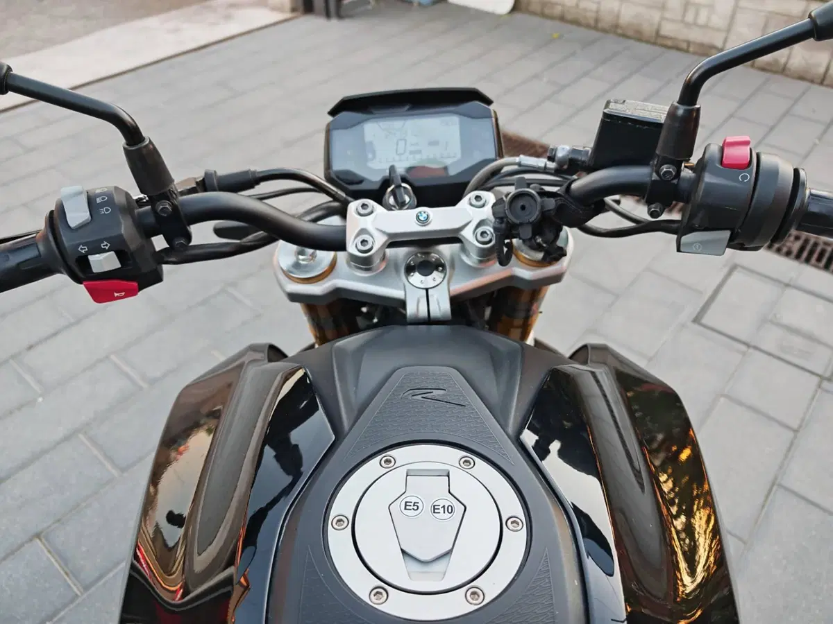 Bmw G 310 R (2021 - 25) (8)