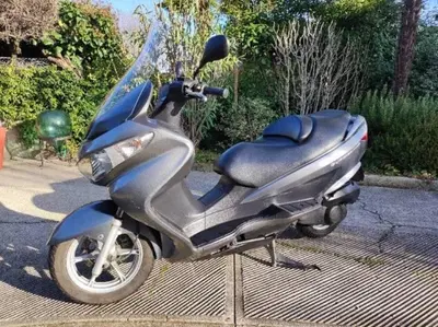Suzuki Burgman UH 200 (2006 - 12) usata