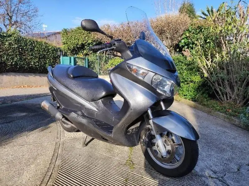 Suzuki Burgman UH 200 (2006 - 12) (2)