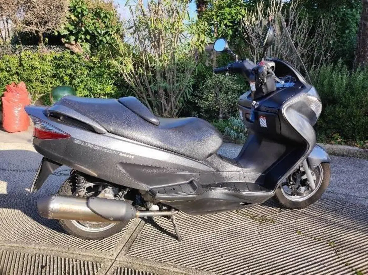 Suzuki Burgman UH 200 (2006 - 12) (4)