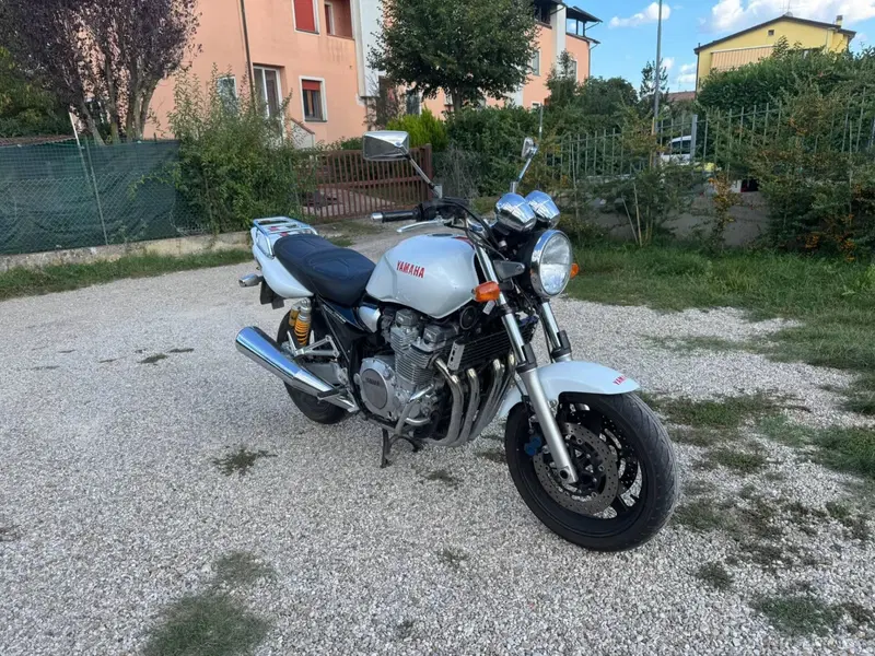 Yamaha XJR 1300 (2006 - 14) (7)