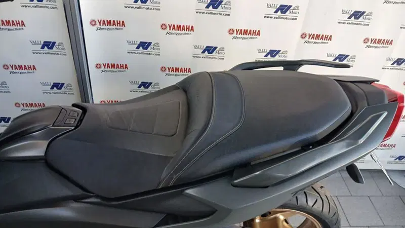 Yamaha T-Max 560 Tech Max (2021) (3)