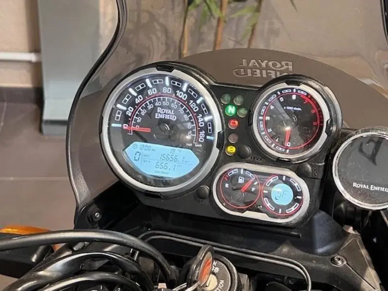 Royal Enfield Himalayan 411 (2021 - 24) (3)