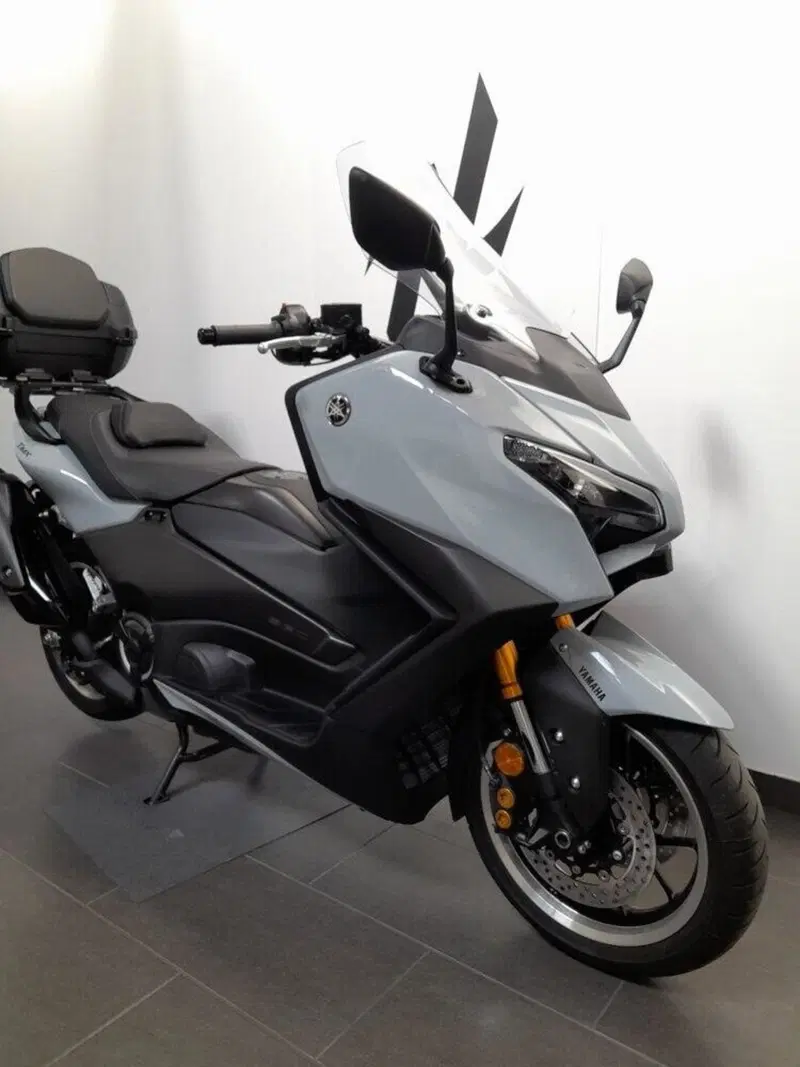 Yamaha T-Max 560 (2025 - 26) (6)