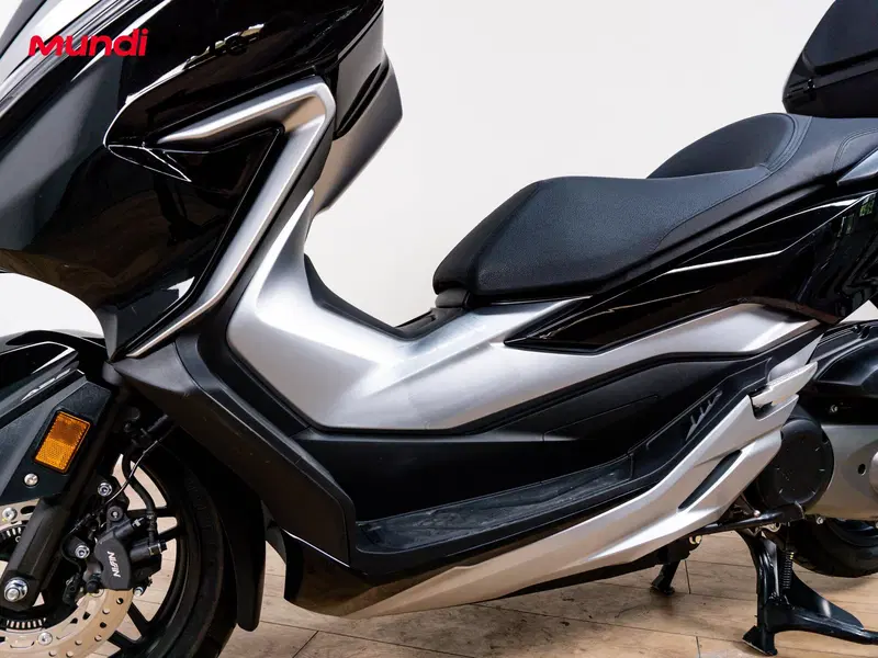 Honda Forza 300 (2019 - 20) (9)