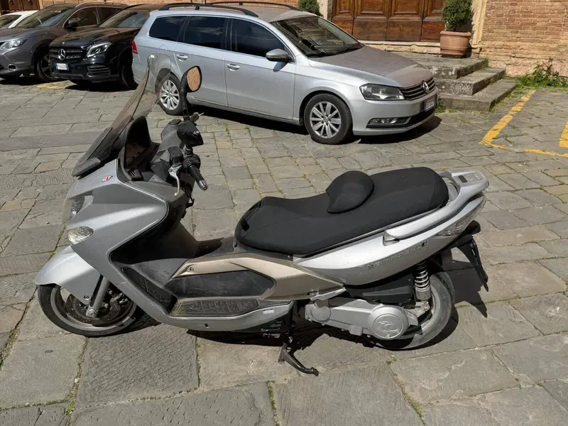 Kymco Xciting 250i (2007 - 08)