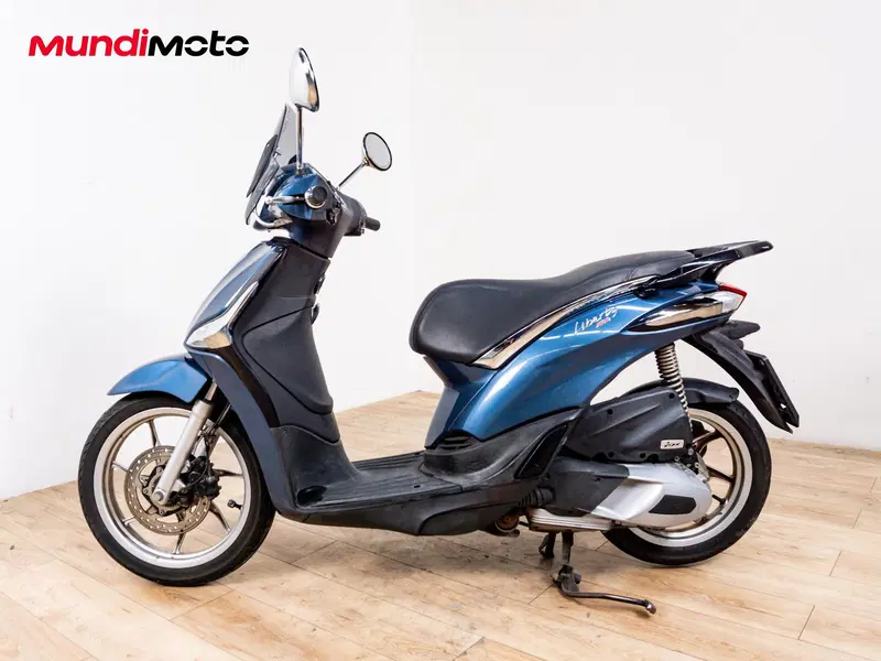 Piaggio Liberty 125 S i-get ABS (2016) (5)
