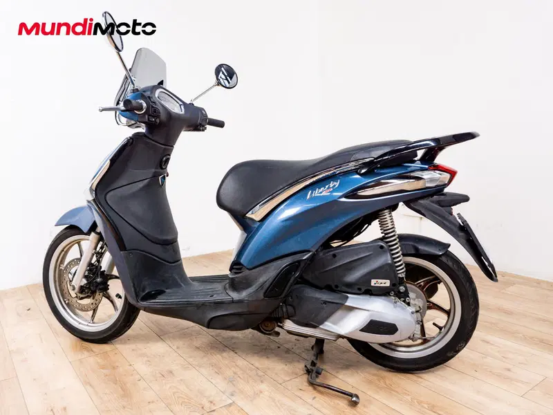 Piaggio Liberty 125 S i-get ABS (2016) (6)