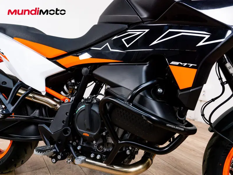 KTM 890 SMT (2026) (5)