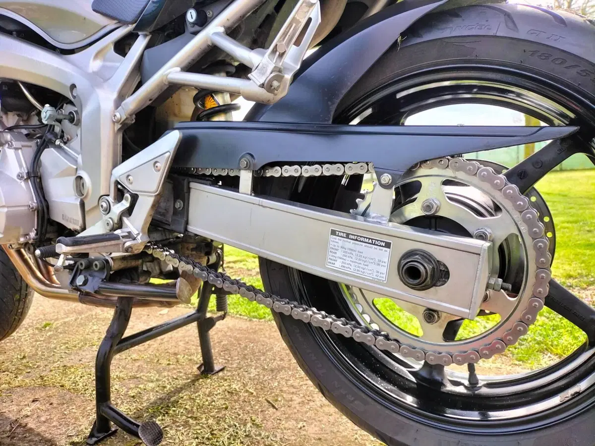 Yamaha FZ6 Fazer (2004 - 07) (5)