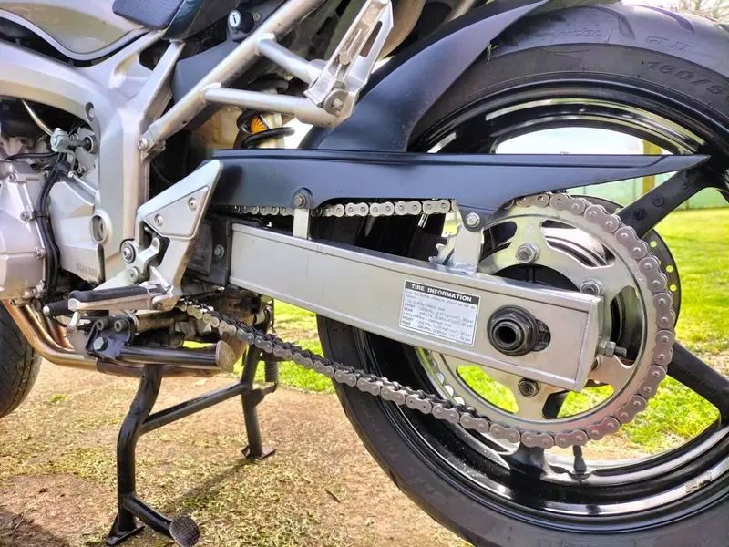 Yamaha FZ6 Fazer (2004 - 07) (5)