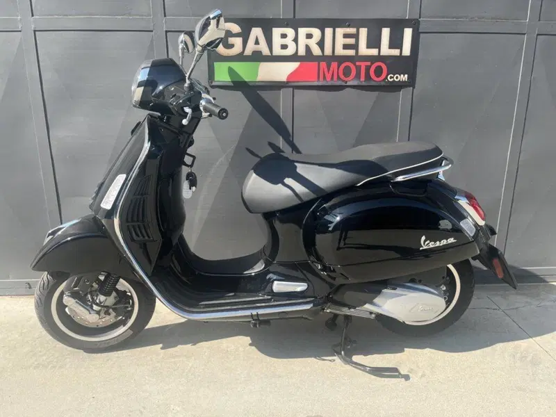 Vespa GTS 300 Super (2023 - 24)