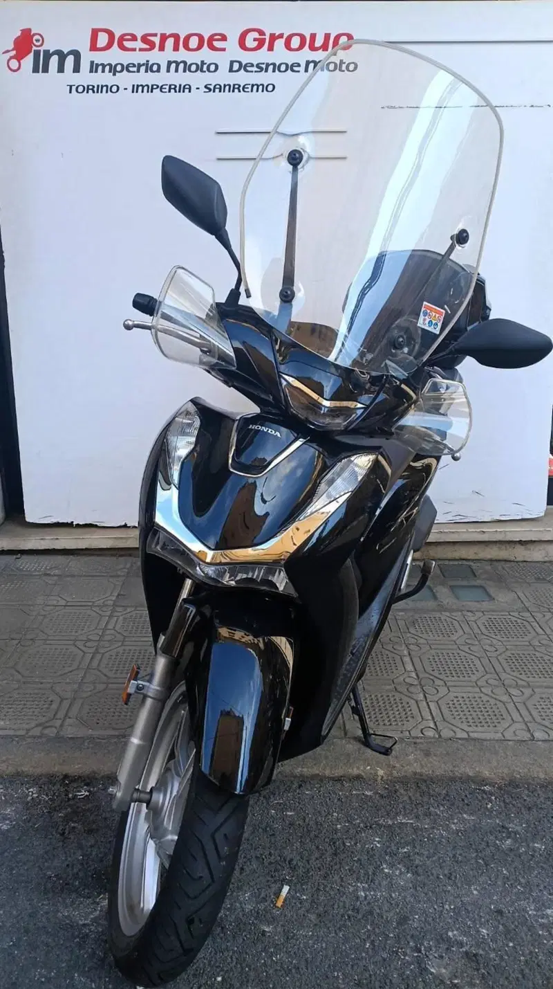 Honda SH 150i (2020 - 23) (2)