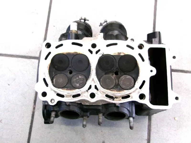 TESTATA COMPLETA KAWASAKI ER6n (5)