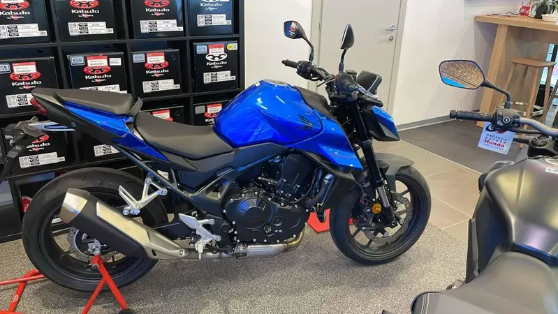 Honda CB 750 Hornet (2025)