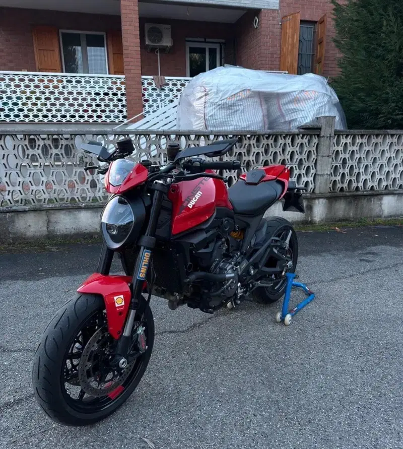Ducati Monster 937 + (2021 - 25)