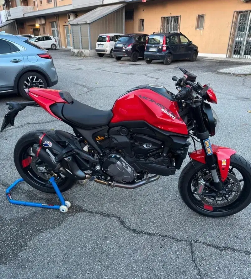 Ducati Monster 937 + (2021 - 25) (2)