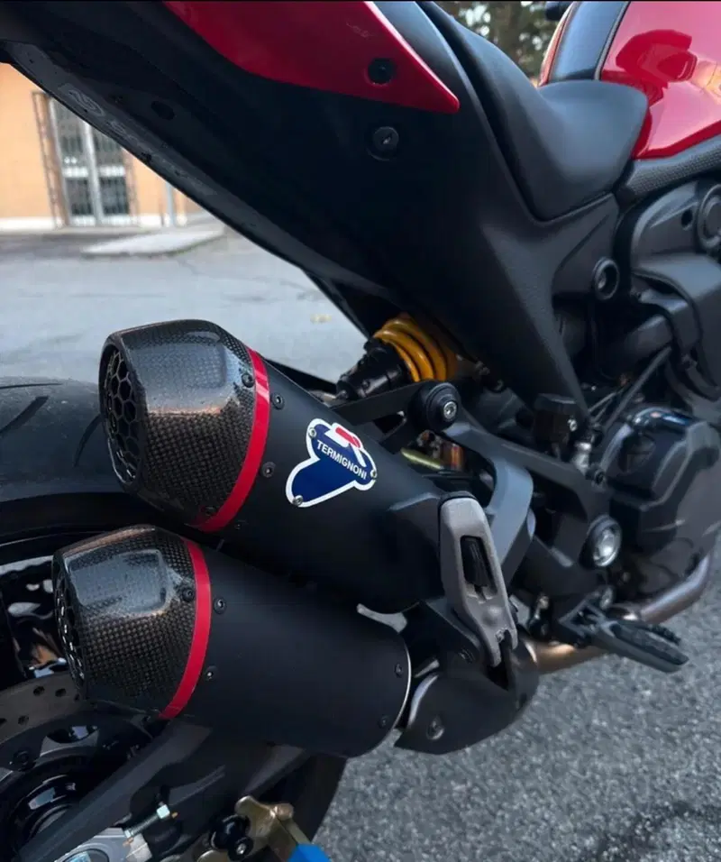 Ducati Monster 937 + (2021 - 25) (4)