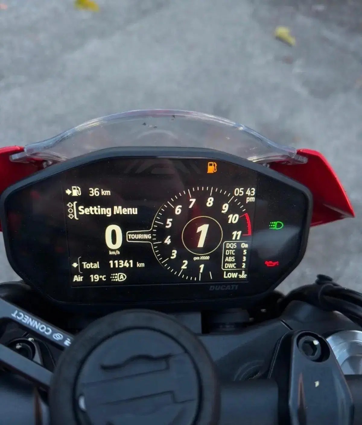 Ducati Monster 937 + (2021 - 25) (5)