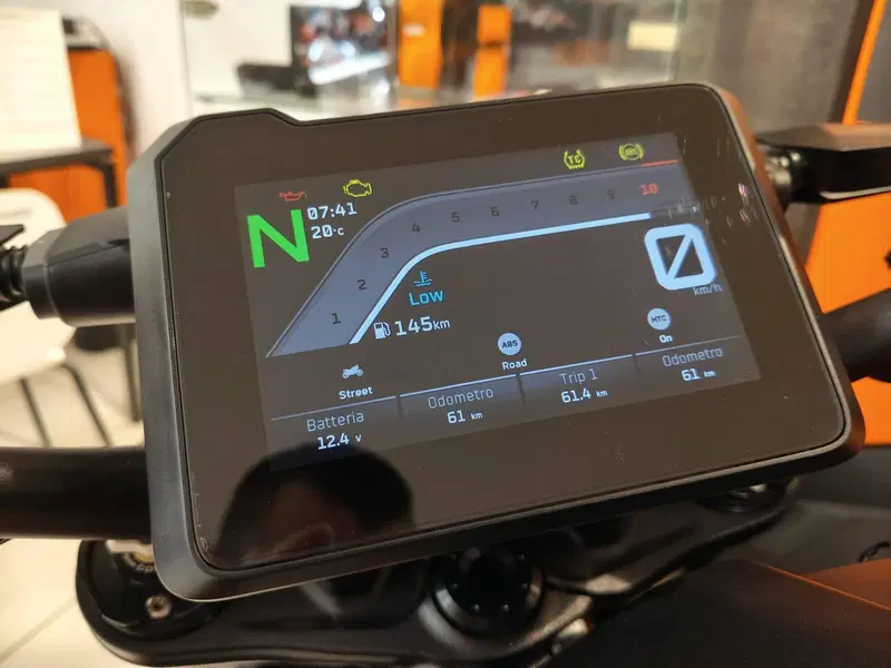KTM 1390 Super Duke R (2024 - 26) (6)