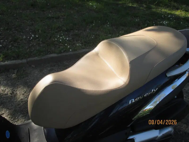 Piaggio Beverly Tourer 400 (2008 - 11) (9)