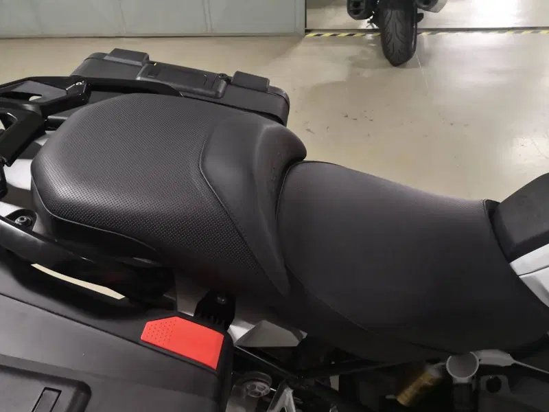 Bmw R 1250 GS (2021 - 24) (2)