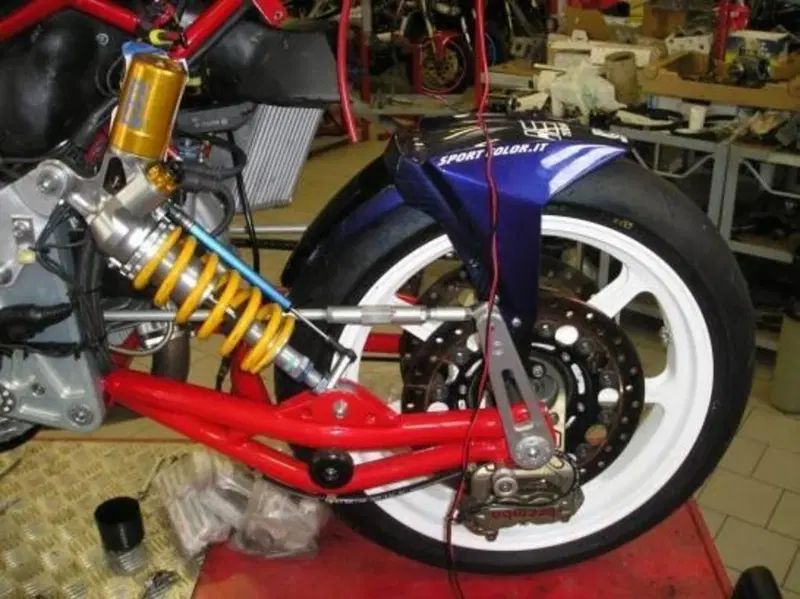 Bimota Tesi 3D (2014 - 17) (6)