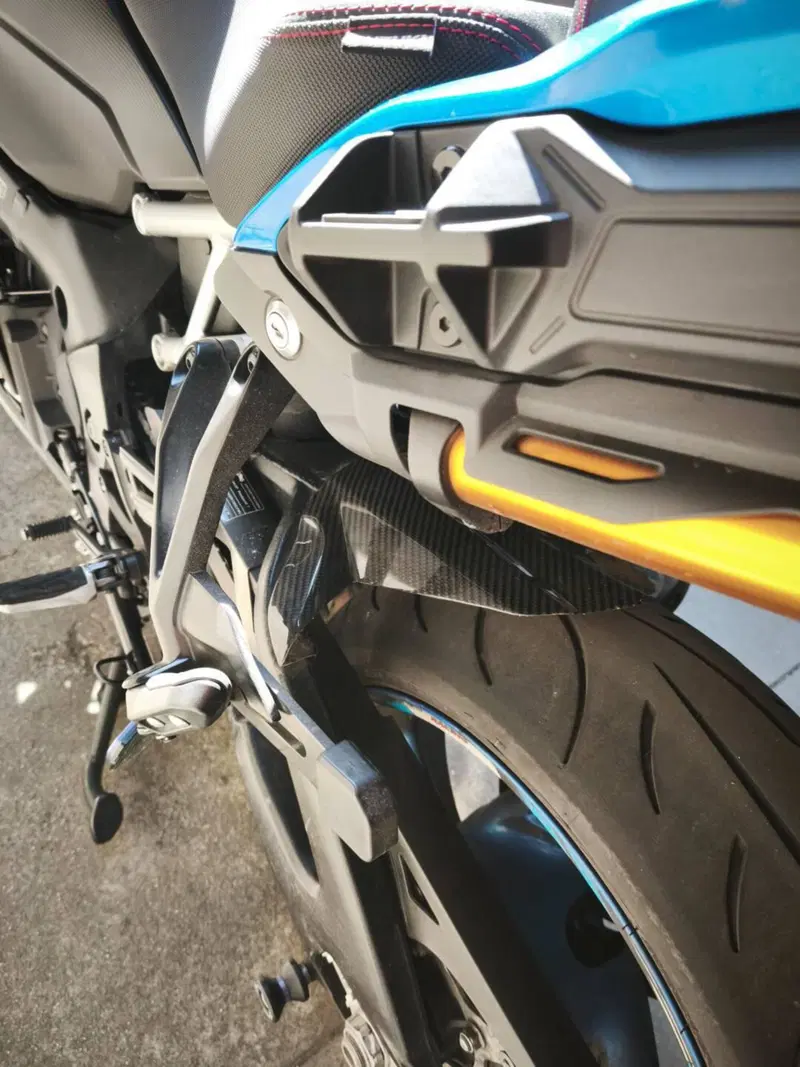 Suzuki GSX-S1000GX Touring (2024 - 26) (4)