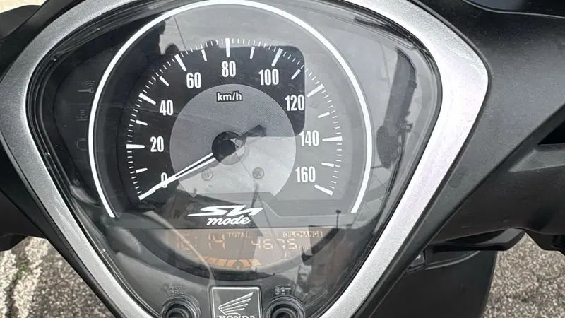 Honda SH 125 Mode (2024 - 26) (4)