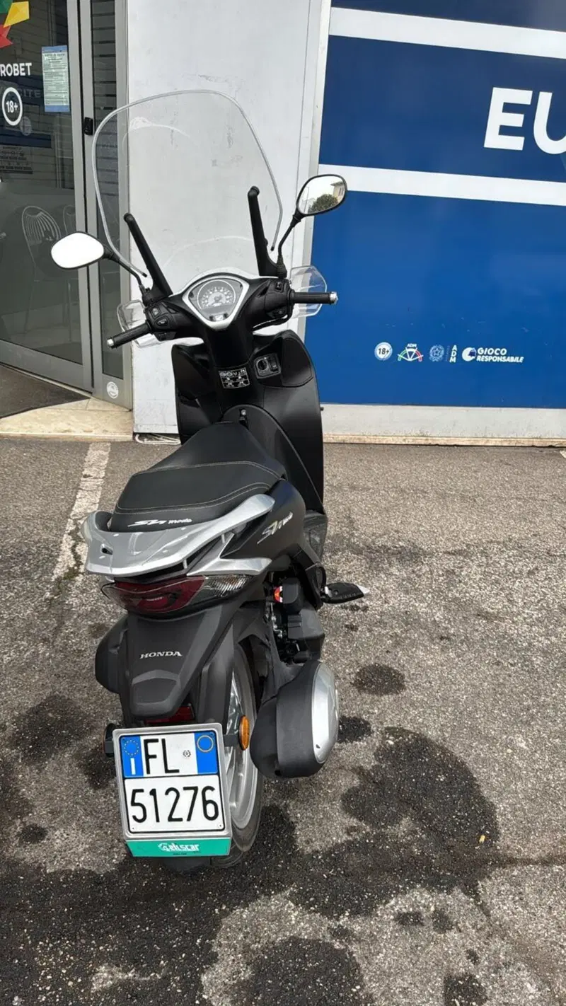 Honda SH 125 Mode (2024 - 26) (5)