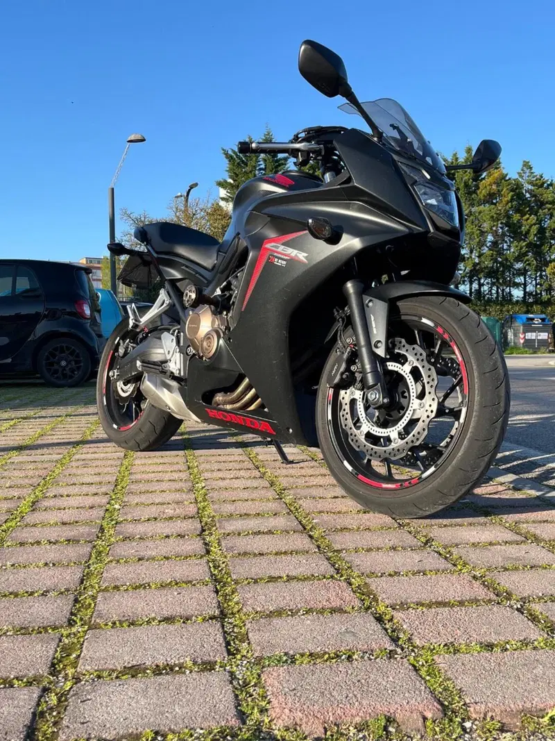 Honda CBR 650 F (2017 - 18) (2)
