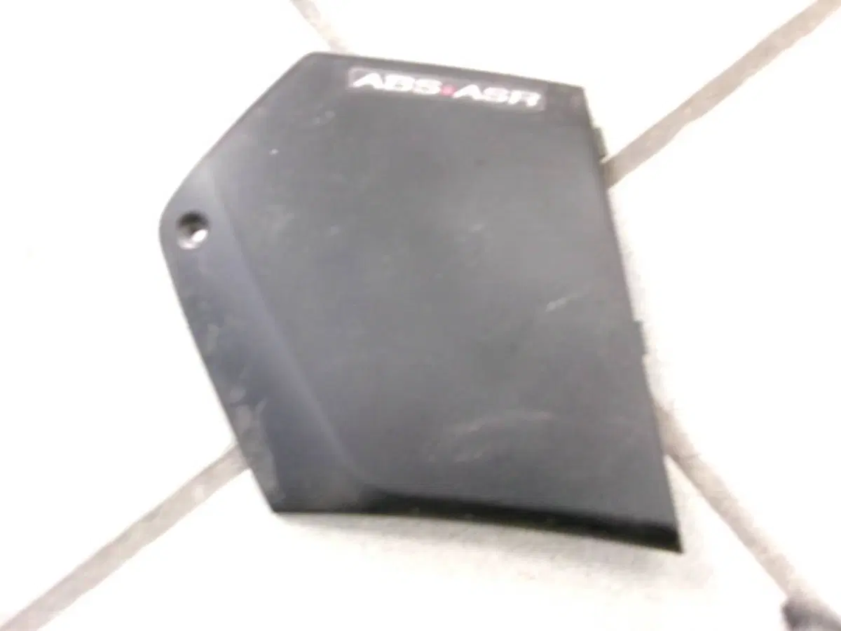 SPORTELLO ANTERIORE SINISTRO PIAGGIO MP3 350 SPORT (2)