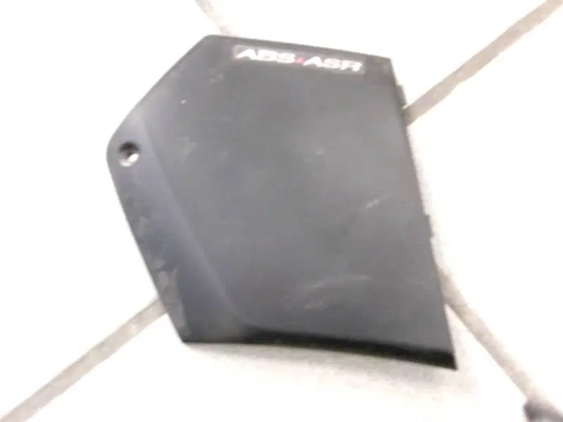 SPORTELLO ANTERIORE SINISTRO PIAGGIO MP3 350 SPORT (2)