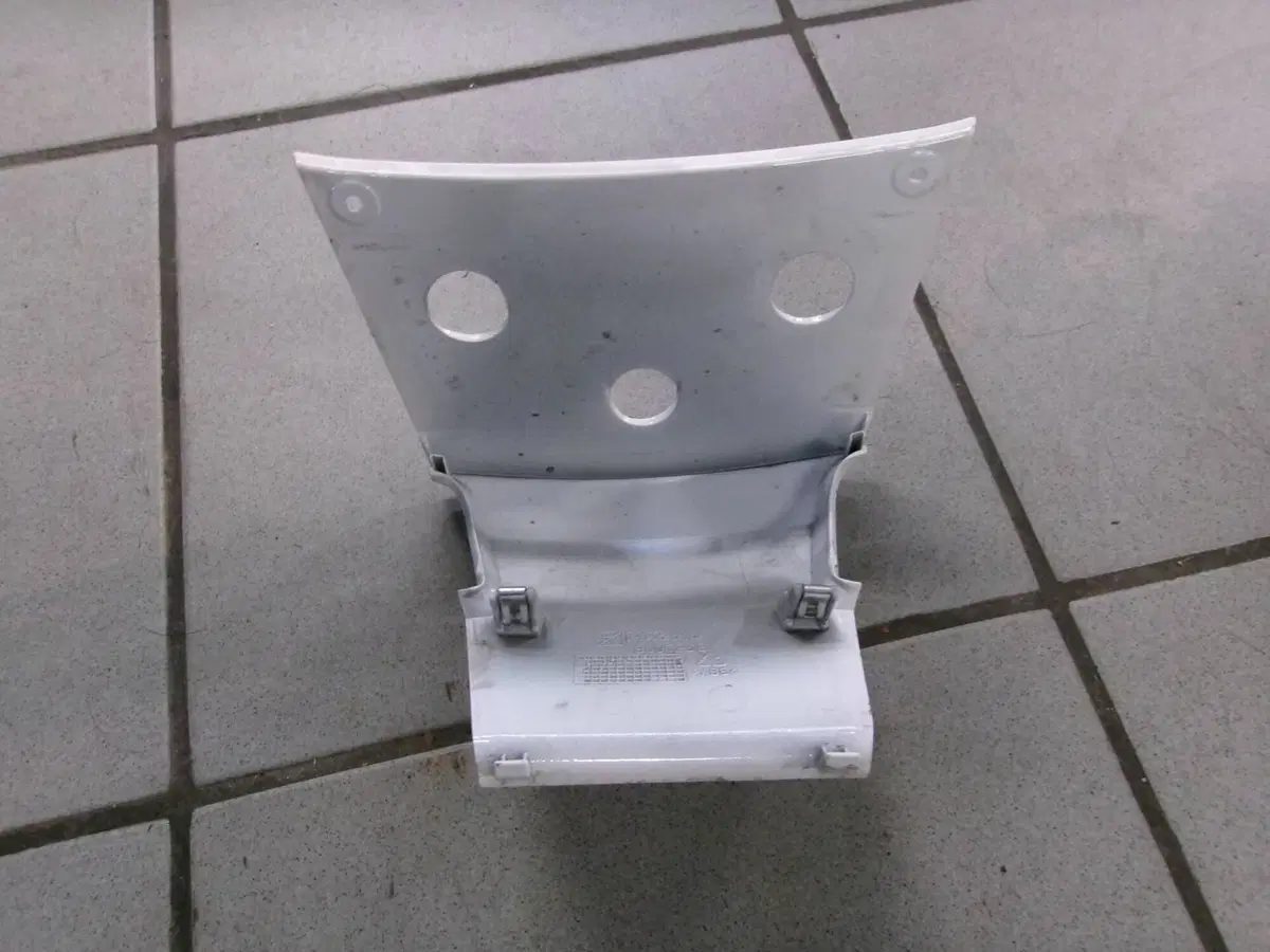 PANNELLO POSTERIORE PIAGGIO MP3 350 SPORT (2)