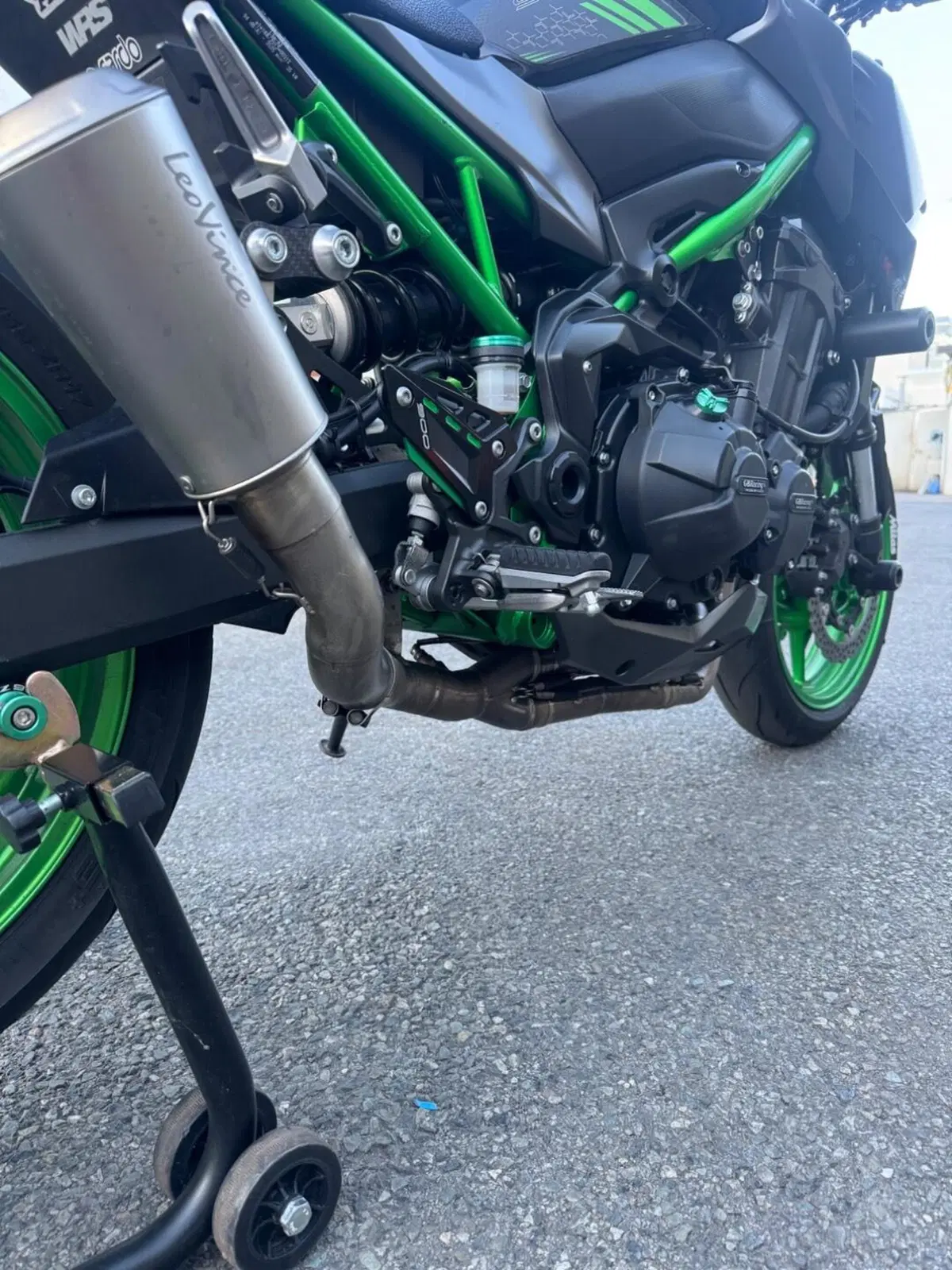 Kawasaki Z 900 (2021 - 24) (4)