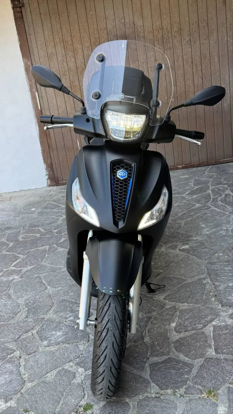 Piaggio Medley 200 S (2025 - 26) (3)