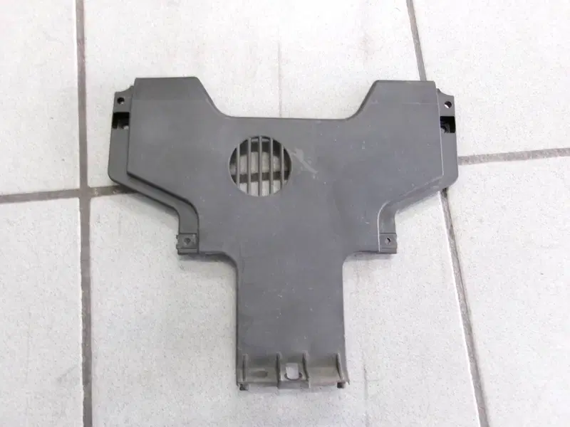COPERTURA ALLOGGIAMENTO RUOTA PIAGGIO MP3 350 SPOR (2)