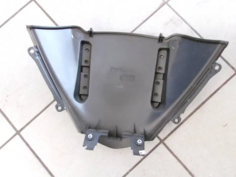 SUPPORTO PARABREZZA PIAGGIO MP3 350 SPORT (2)