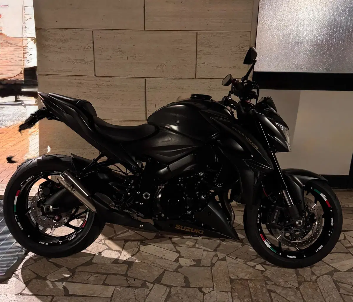 Suzuki GSX-S1000 ABS (2017 - 20) (8)