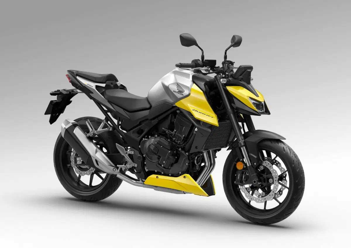 Honda CB 750 Hornet (2025) (2)