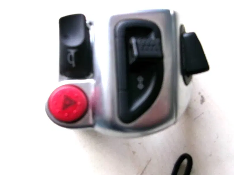 PULSANTIERA SINISTRA PIAGGIO MP3 350 SPORT