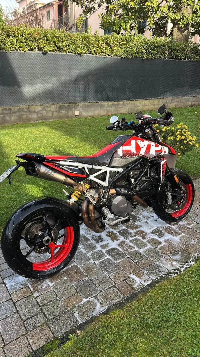 Ducati Hypermotard 950 RVE (2022 - 25) (3)
