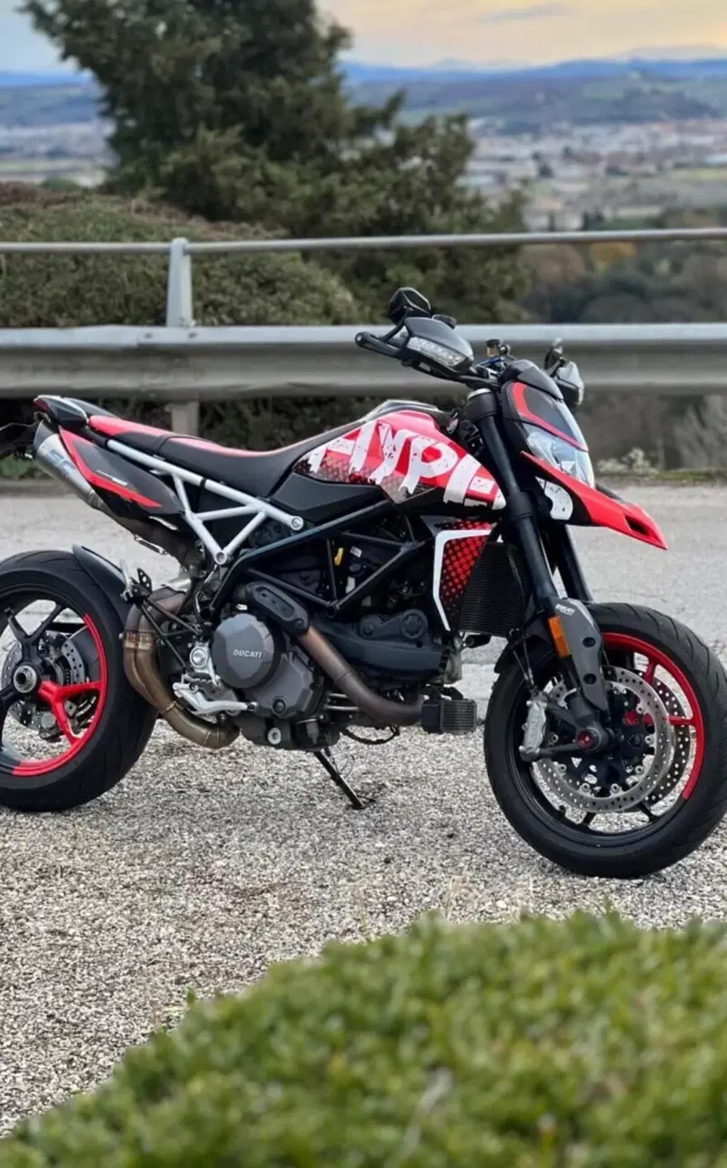 Ducati Hypermotard 950 RVE (2022 - 25) (6)