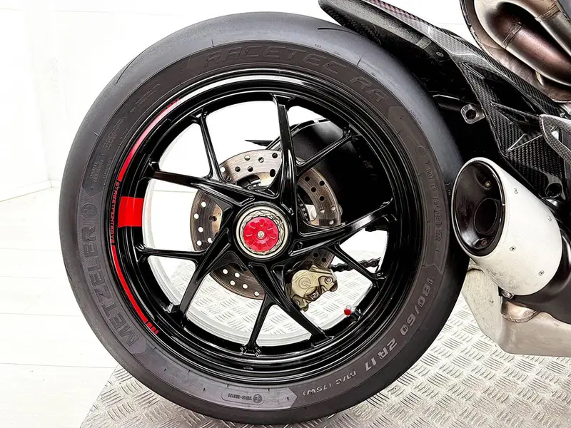 Ducati Streetfighter V2 (2022 - 24) (6)