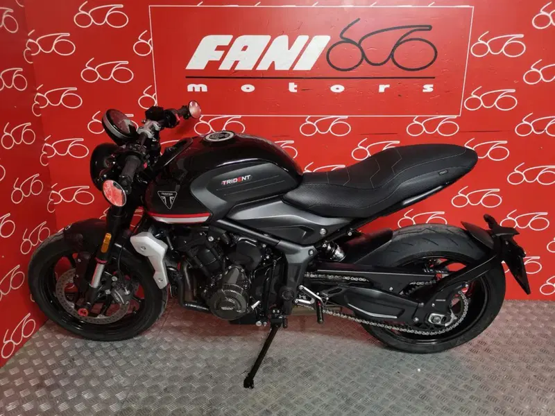 Triumph Trident 660 (2021 - 24) (3)