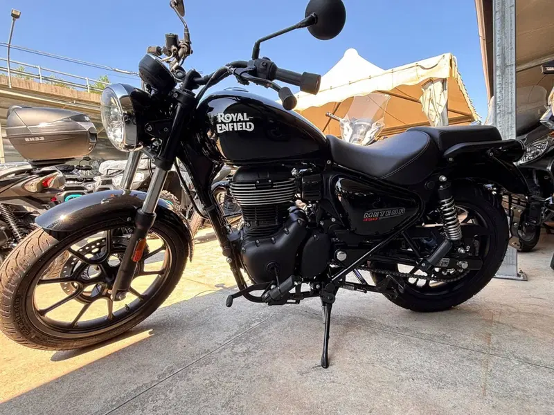Royal Enfield Meteor 350 (2021 - 26)