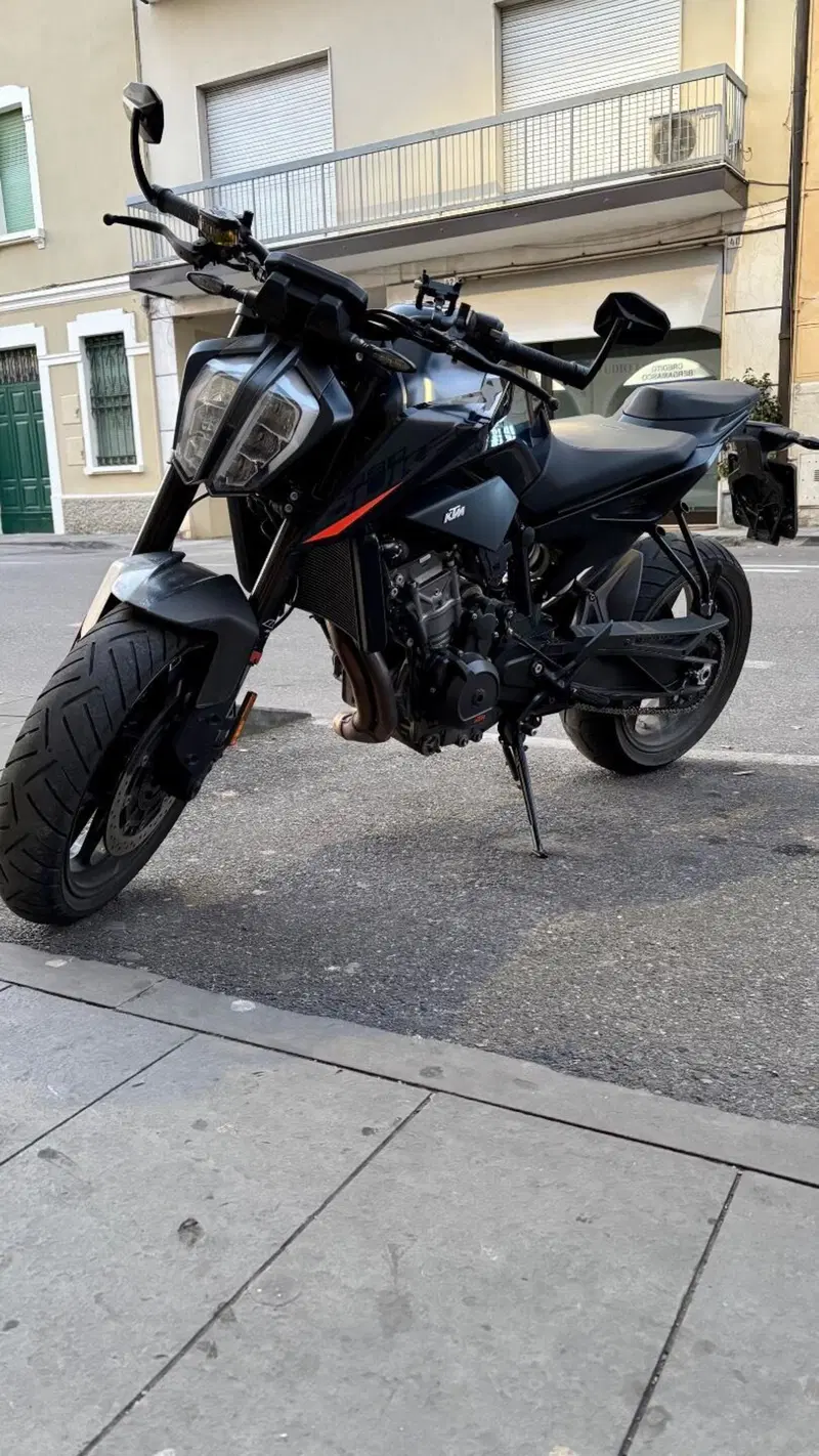 KTM 890 Duke (2021 - 23) (2)