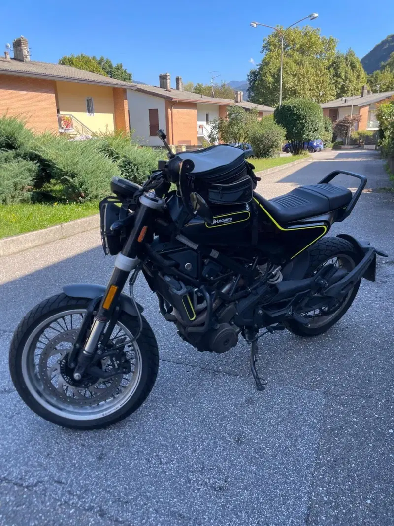 Husqvarna Svartpilen 401 (2018 - 19) (3)
